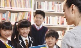 家长爆料校服视频素材